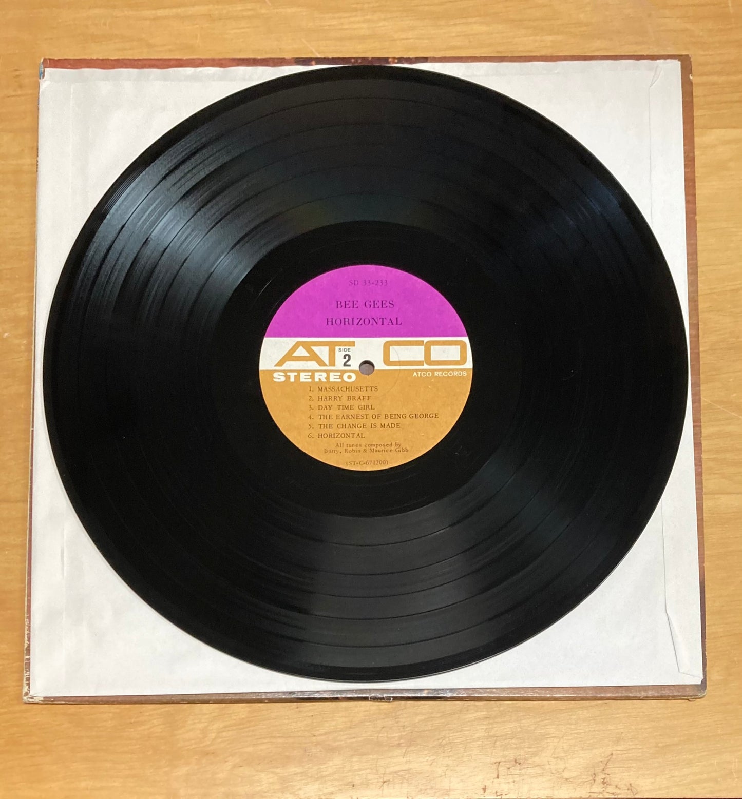 Horizontal - Bee Gees